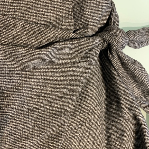 Wilfred Wool Wrap-Front Skirt, Size 6 - Picture 5 of 6